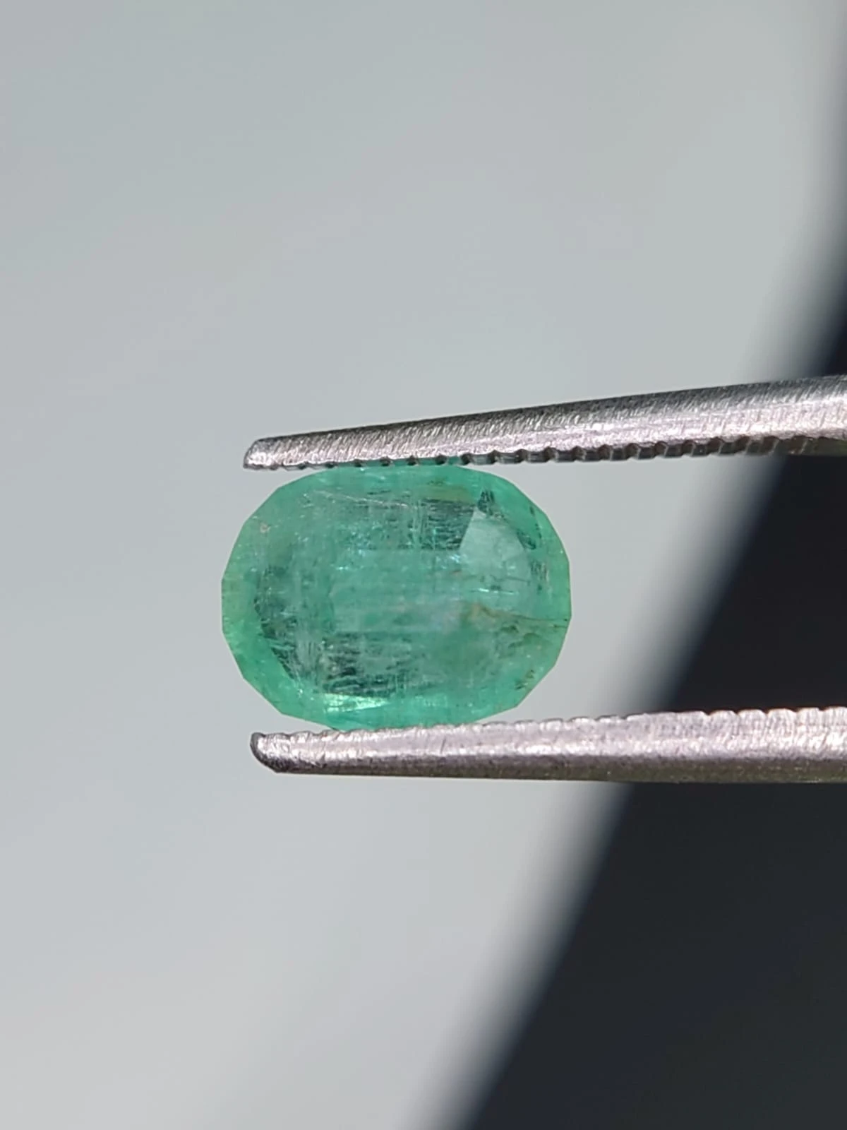 1.27ct Natural Emerald from Panjshir Afghanistan — view 4